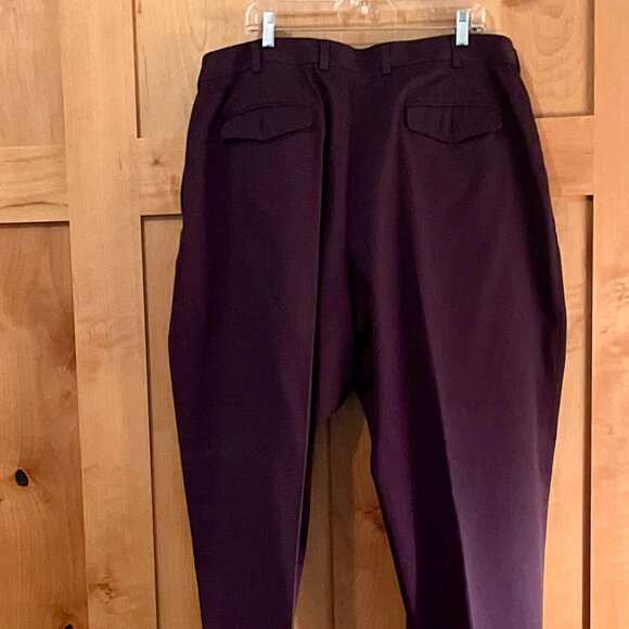 Men's Wrinkle-Free Double L® Chinos, Natural Fit, Plain Front, 42W, tall - Picture 3 of 5